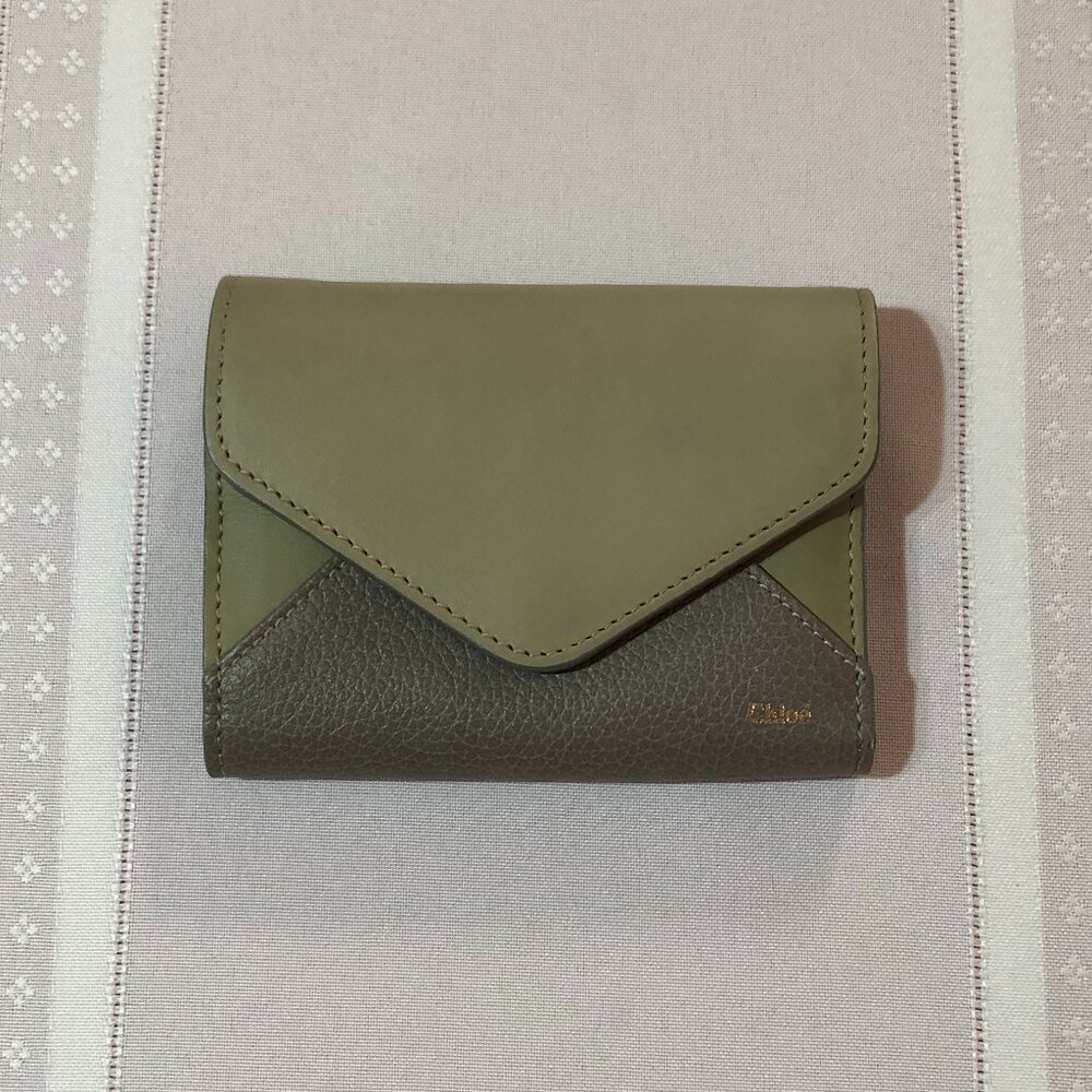Chloé Small Tri-Fold Leather Wallet NWOT